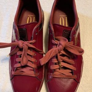 10th anniversary Burgundy pumas